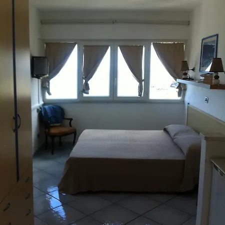 Hotel apartamentowy Excelsior Mare 4*